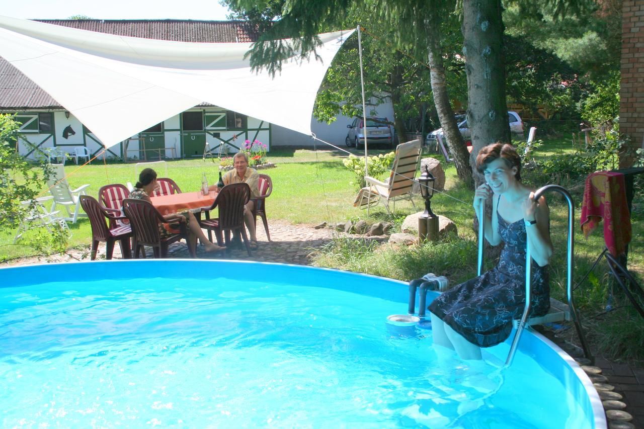 Landhotel Sonnenhof Im Wendland Clenze Exterior photo